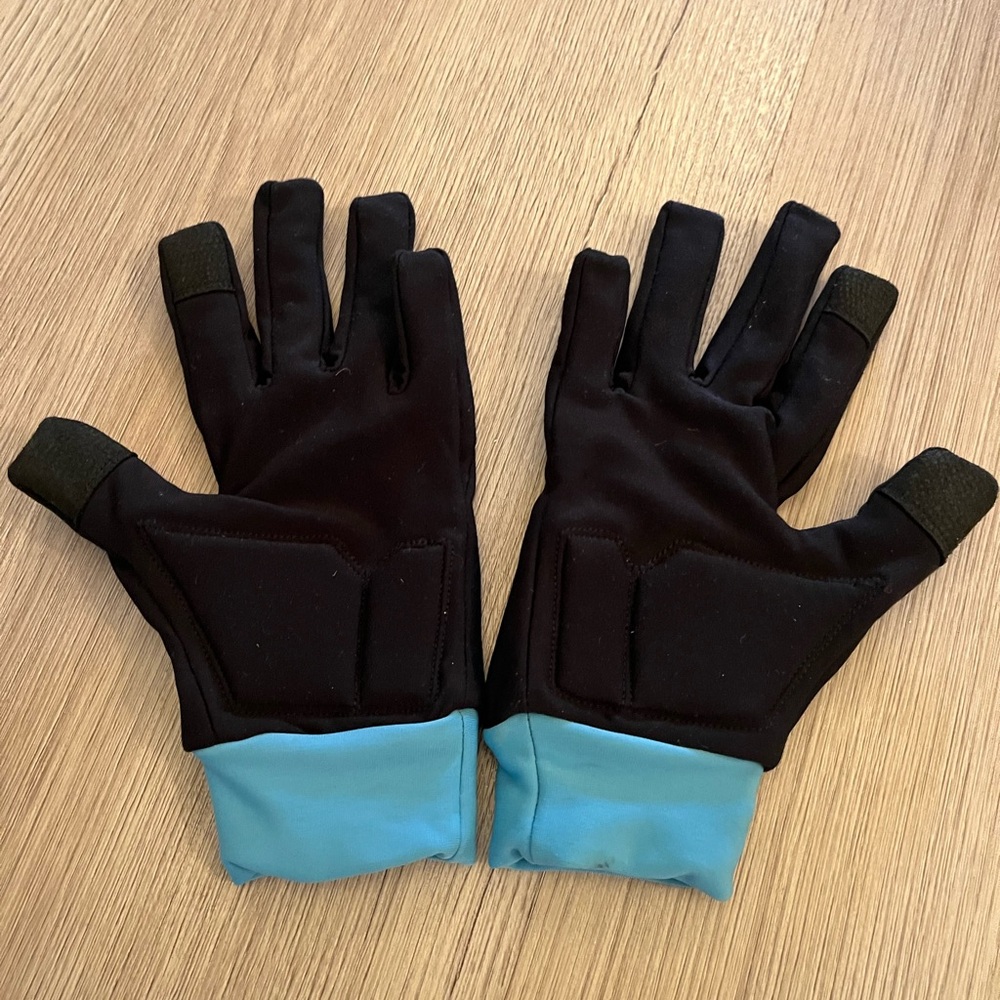Water-Resistant Ice Skating Gloves-Protective Padding, fleece lined- xx small